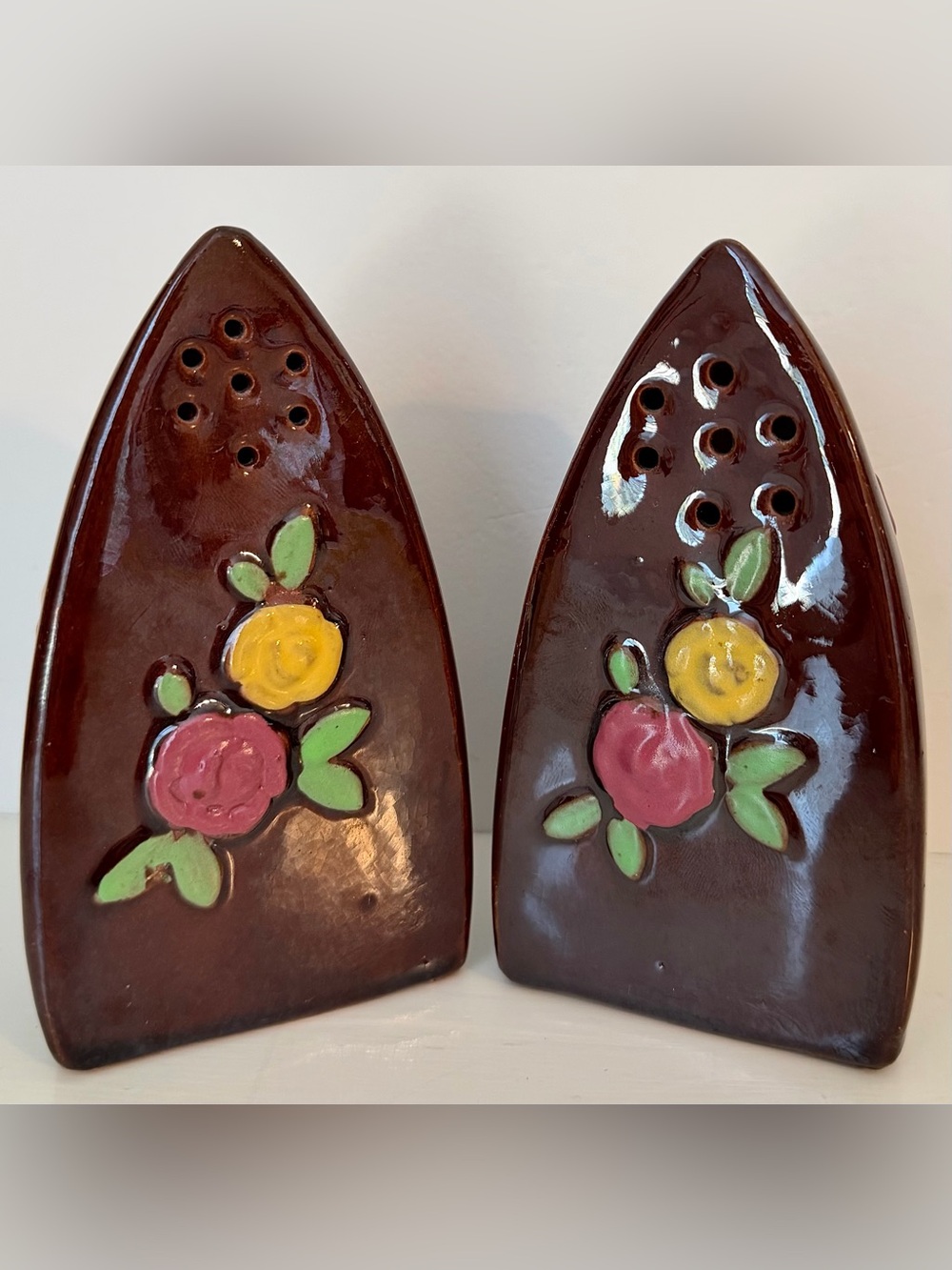 Vintage Japan Flat Iron Salt & Pepper Shakers Retro Kitchen Decor